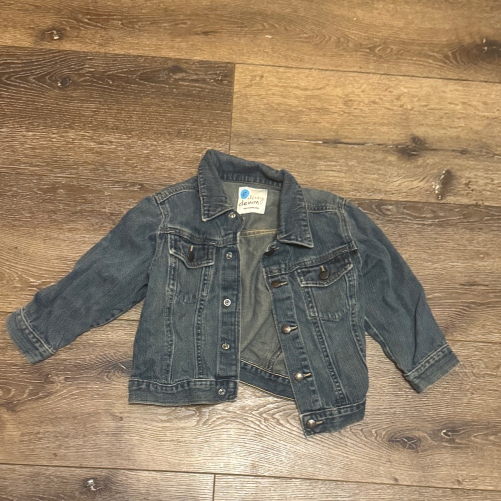 Old navy‎ denim jacket 4T